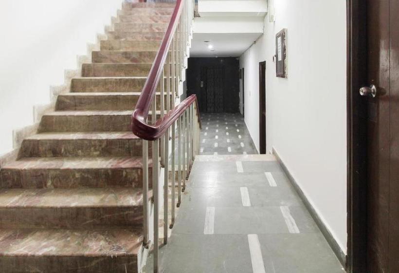 فندق Spot On 66679  Viren Pacific