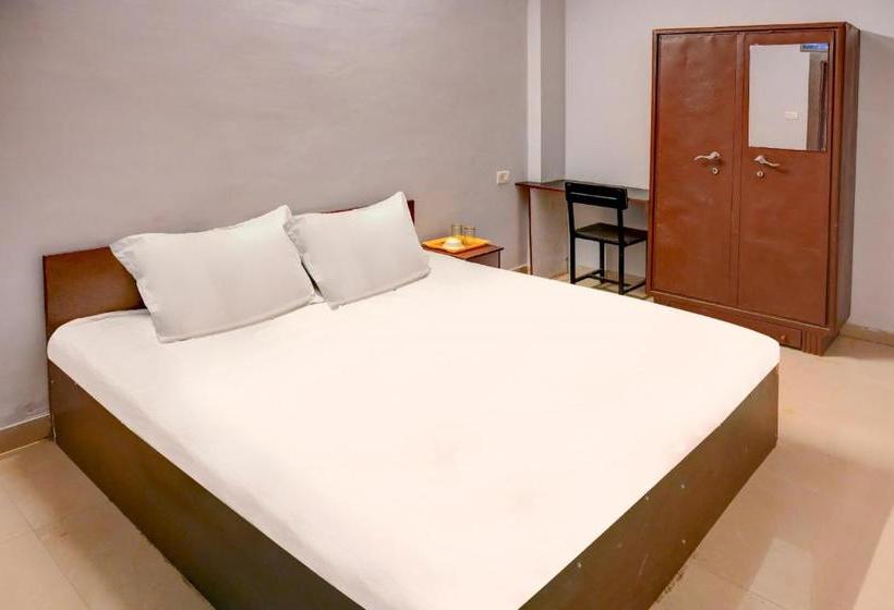 酒店 Spot On 82219 New Lake Palace