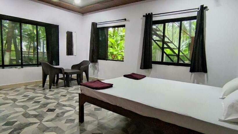 בית מלון כפרי Spot On 82344 Amrutvel Cottage