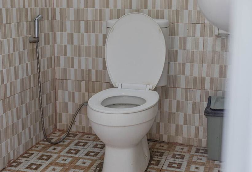 בית מלון כפרי Teras Sawah Guest House Syariah