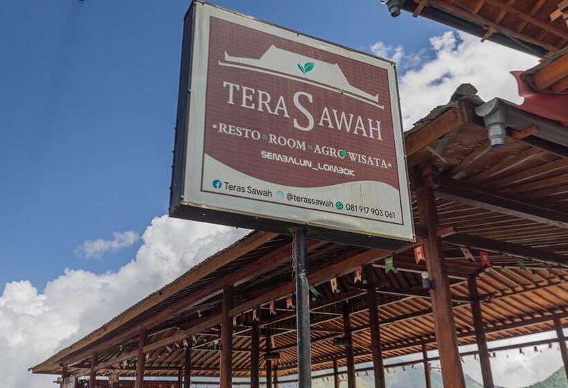 בית מלון כפרי Teras Sawah Guest House Syariah