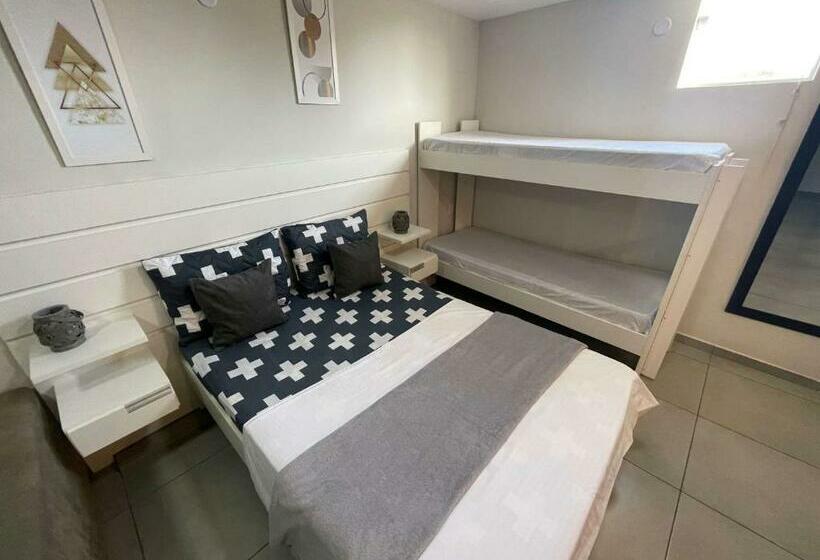 پانسیون Central Praias Suíte 4