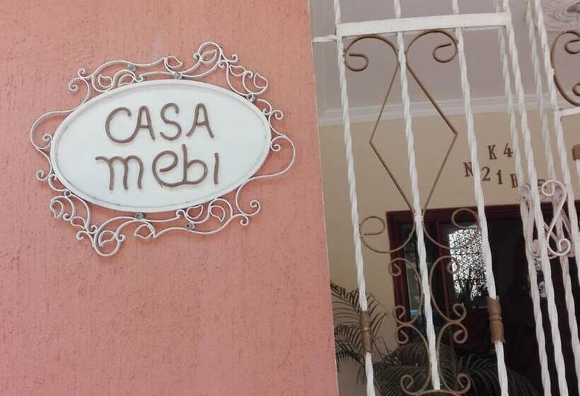 פנסיון Hostal Casa Mebi