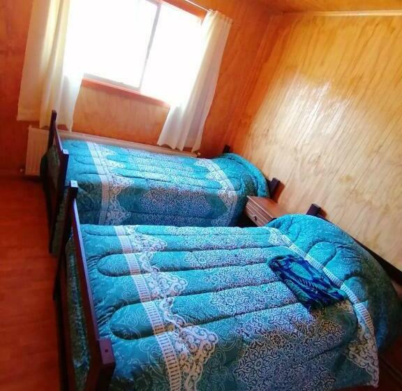 פנסיון Hostal Piedra Santa