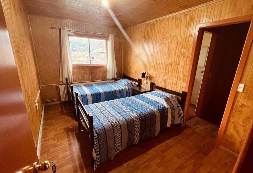 פנסיון Hostal Piedra Santa