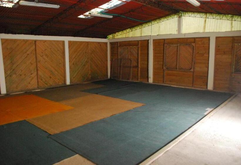 بنسيون Nuestro Bosque I