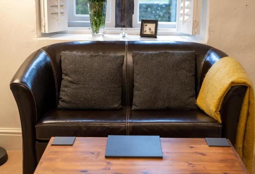 膳宿费 Rowrah Hall