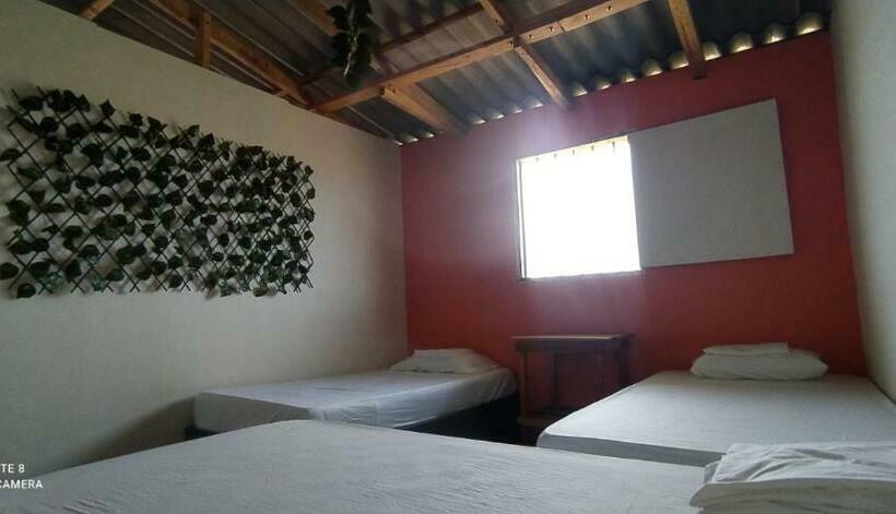 پانسیون Talata Hostal