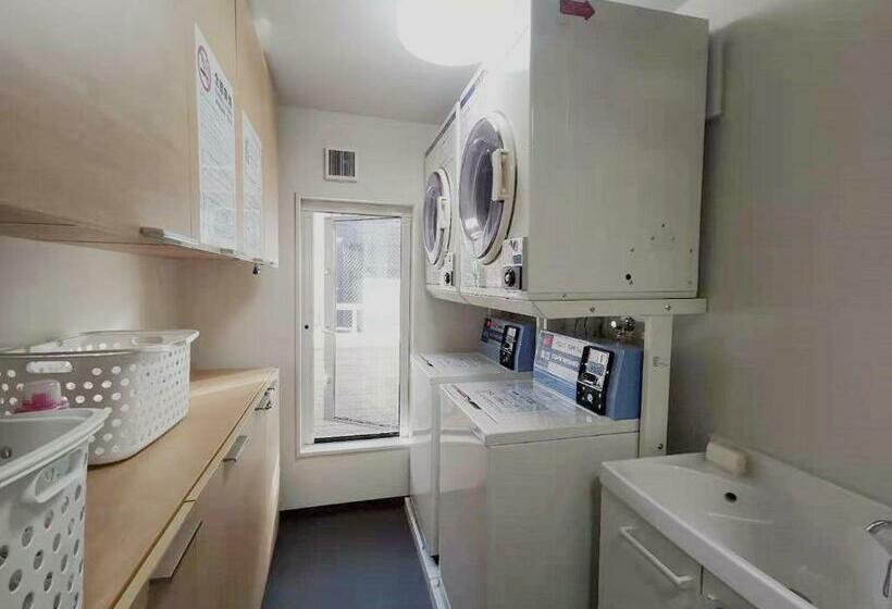 Pension Yuyu Wa 3   Self Check In    Room Number & Password Is In The Following Email