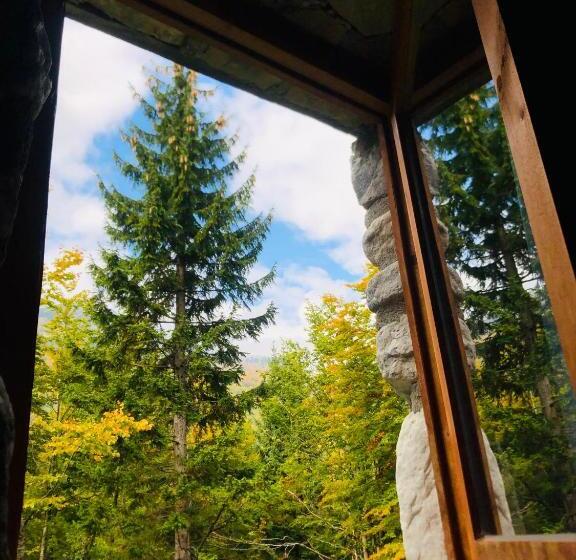 민박 Guest House Hyrmet Demushi