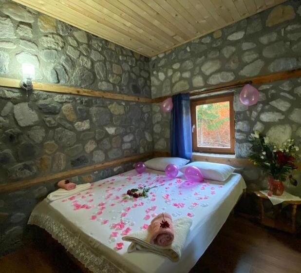 민박 Guest House Hyrmet Demushi