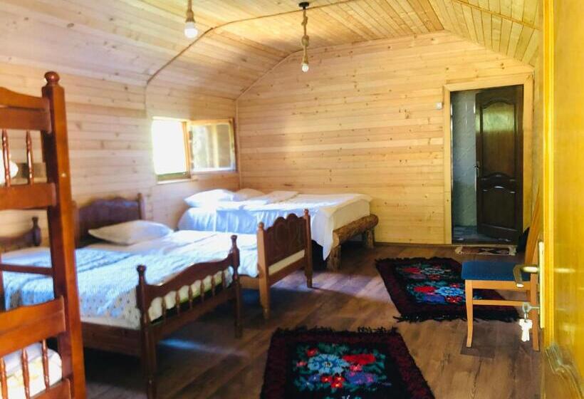 민박 Guest House Hyrmet Demushi