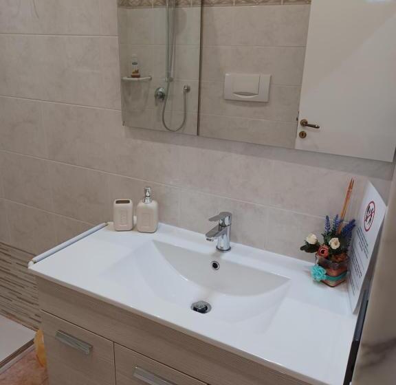 住宿加早餐  La Neviera