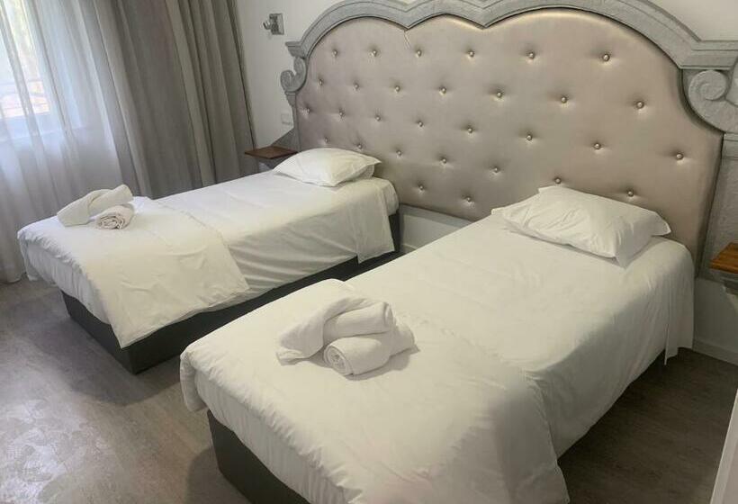 住宿加早餐  O Frances