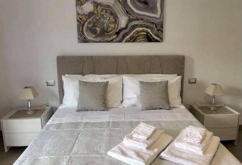 ベッドアンドブレックファースト The Place Piazza Lauro