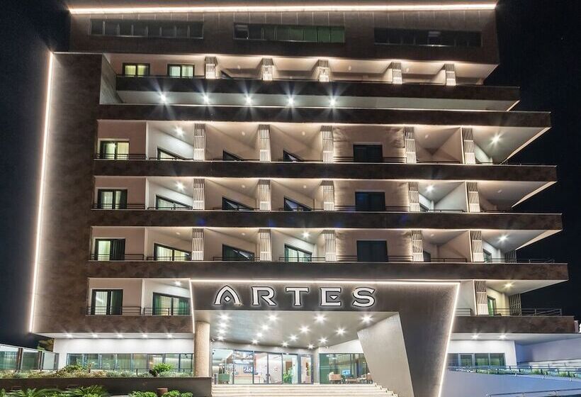 هتل Artes