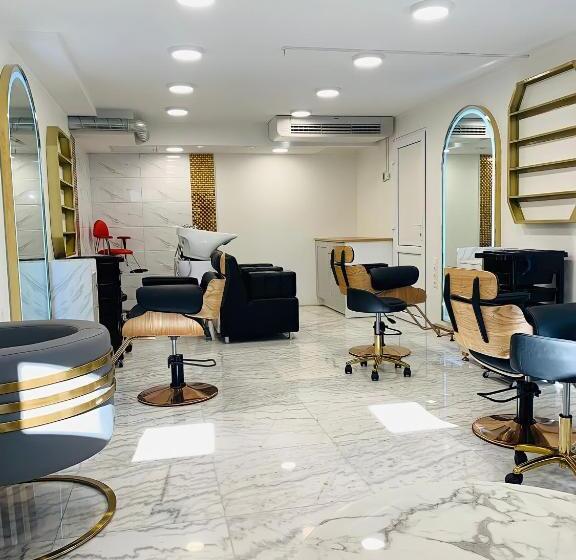 هتل Ave Medica Apartments