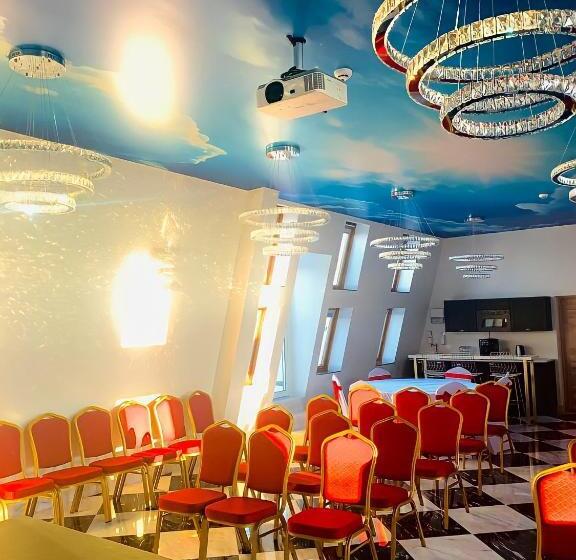 هتل Ave Medica Apartments