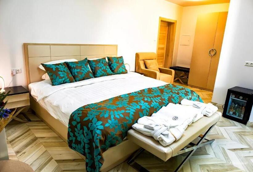 هتل Ave Medica Apartments