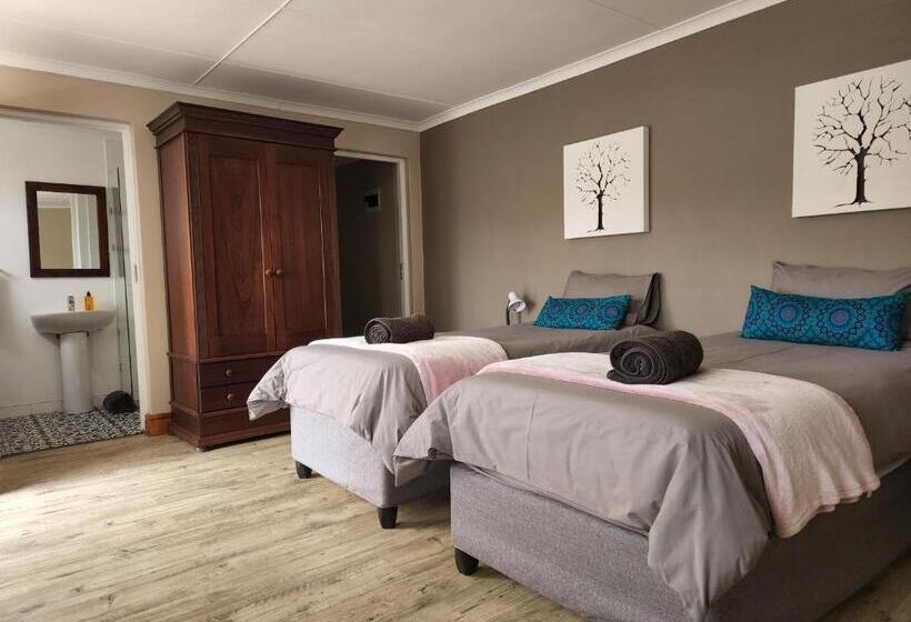 فندق Avondrust Guest House