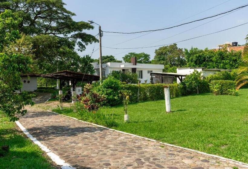 فندق Casa El Limonar Garzón Hospedaje Campestre