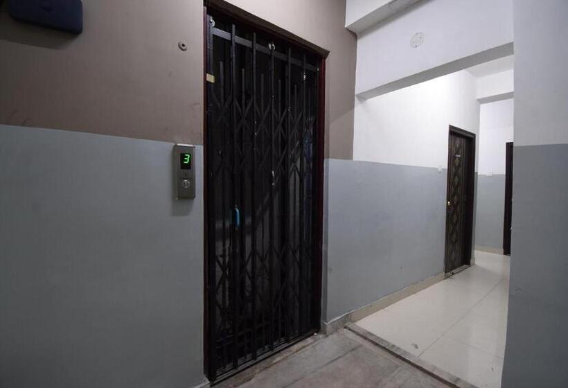 Отель O Avenue Inn