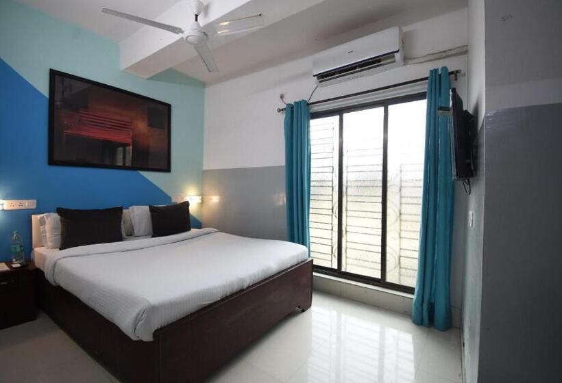 Отель O Avenue Inn