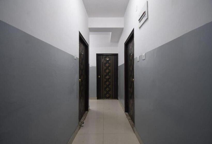 Отель O Avenue Inn