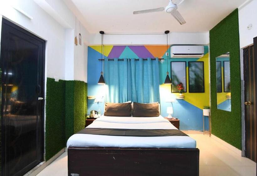 Отель O Avenue Inn