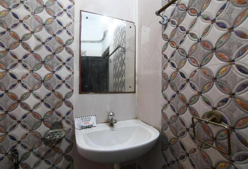 Отель O Avenue Inn