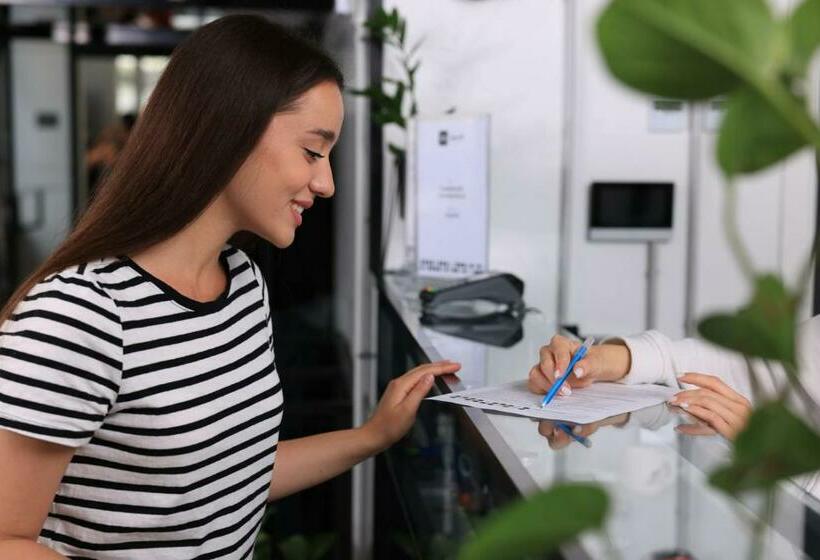 Capsule Hotel Constellation 89