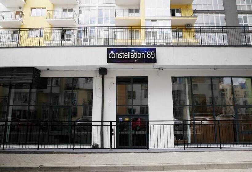 Capsule Hotel Constellation 89