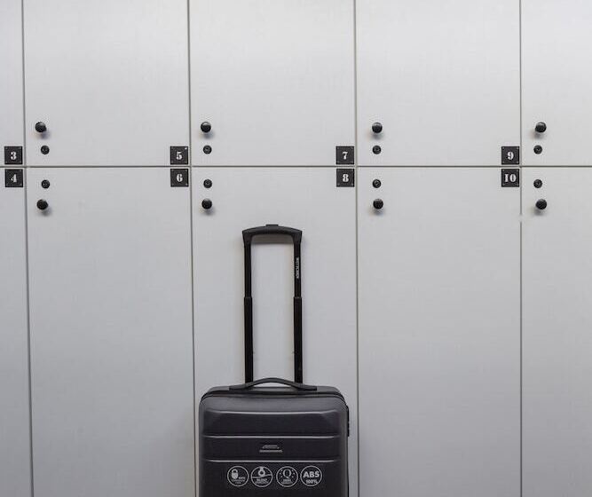 Capsule Hotel Constellation 89