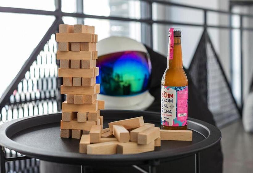 Capsule Hotel Constellation 89