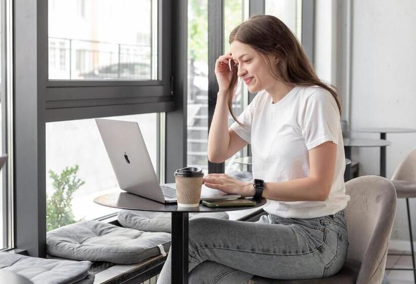 Capsule Hotel Constellation 89