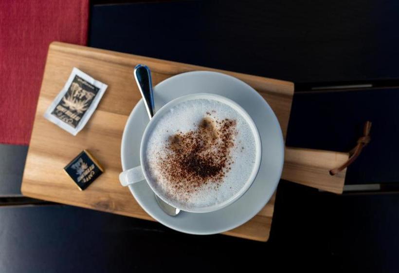 Отель Dein Dornig