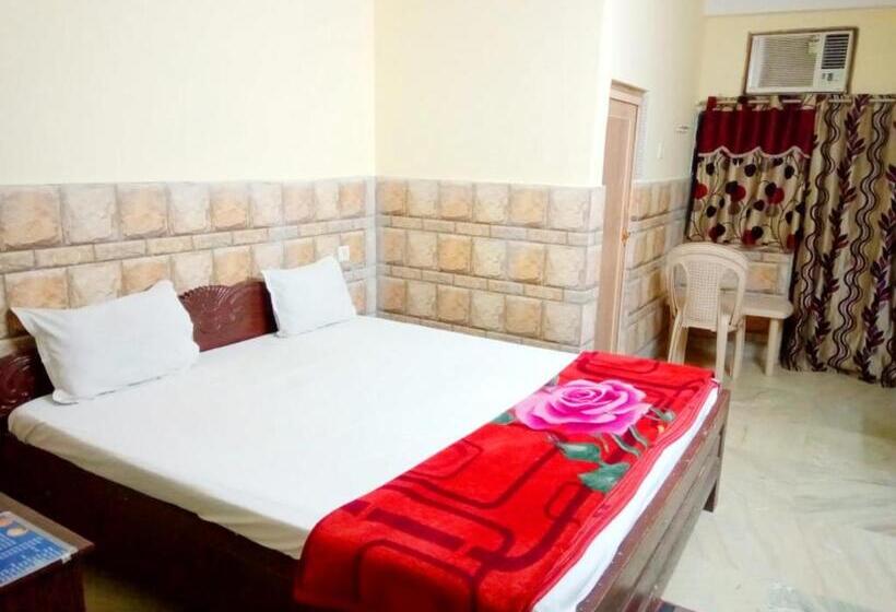 هتل Goroomgo Prateek Residency Digha