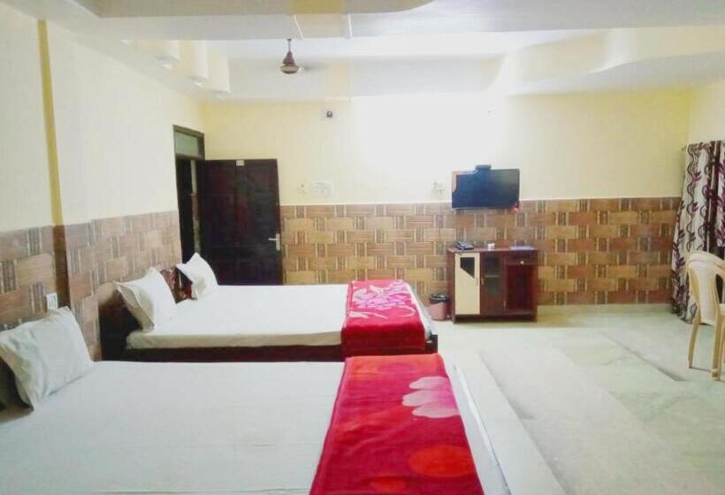 هتل Goroomgo Prateek Residency Digha