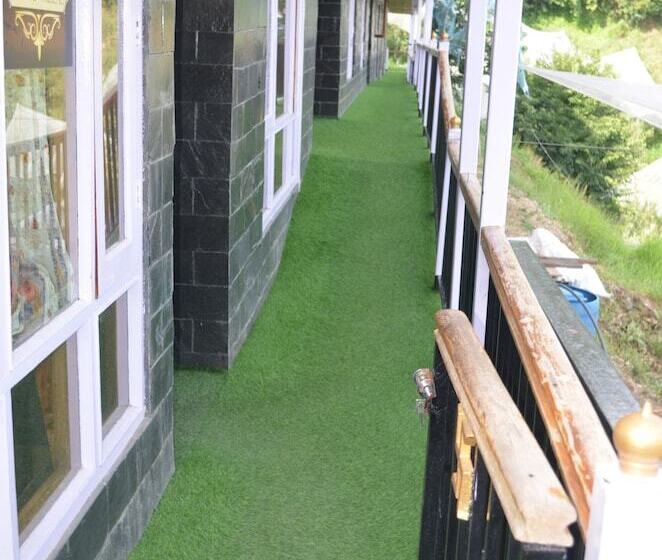 ホテル Hari Om Paradise