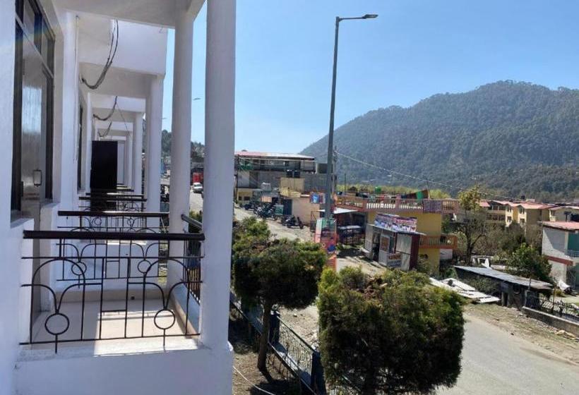 Goroomgo Kanara Hotel Bhimtal   Parking Facilities   Excellent Service