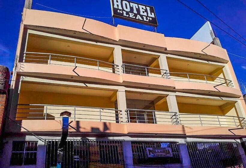 Hotel Leal