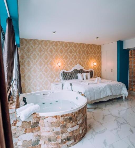 Lima Central Design Hotel Spa & Club