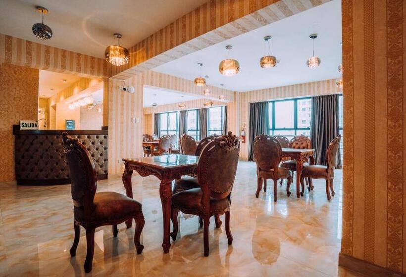 Lima Central Design Hotel Spa & Club