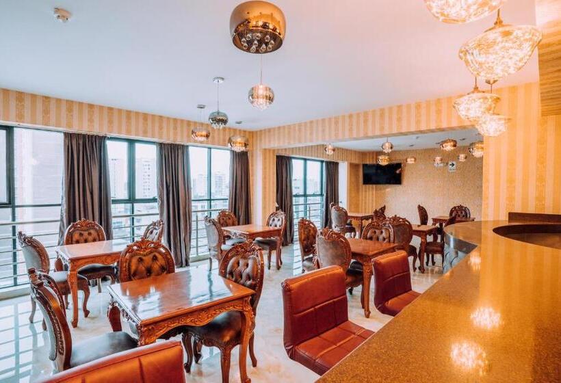 Lima Central Design Hotel Spa & Club