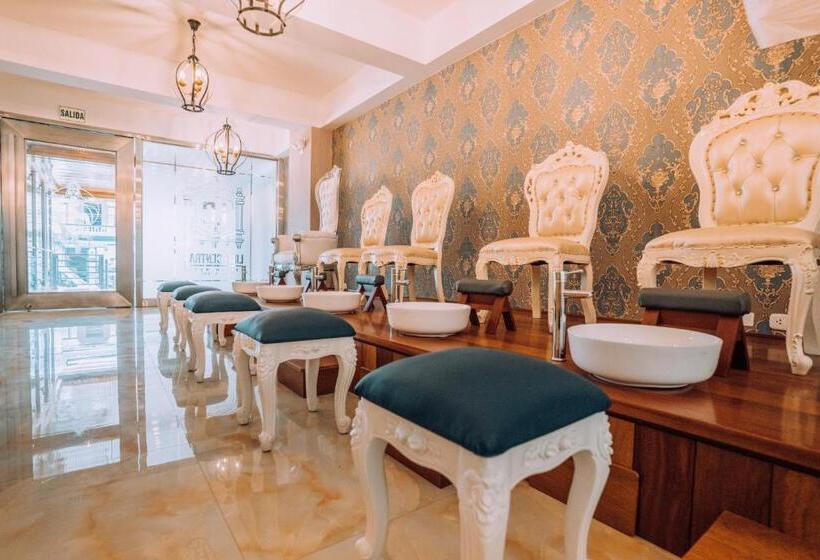 Lima Central Design Hotel Spa & Club