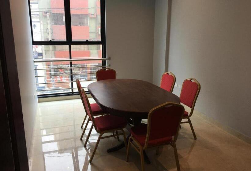 Lima Central Design Hotel Spa & Club