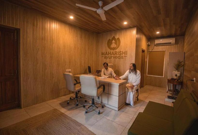 Отель Maharishi Ayurvedaboutique Wellness Retreat