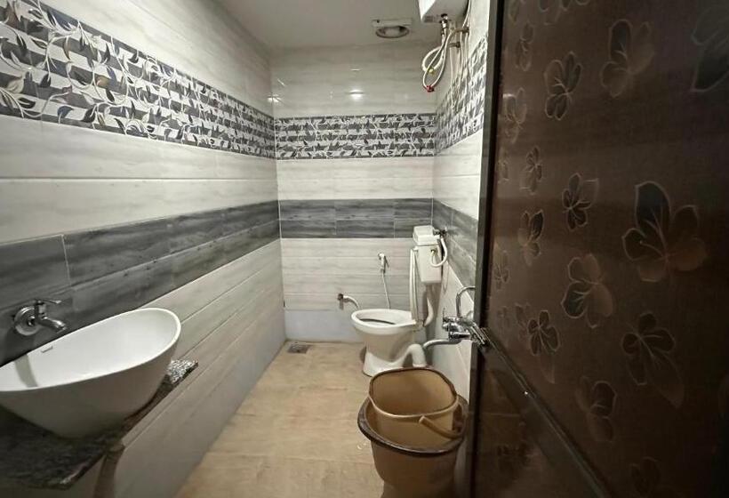 فندق New Shiv Kunj