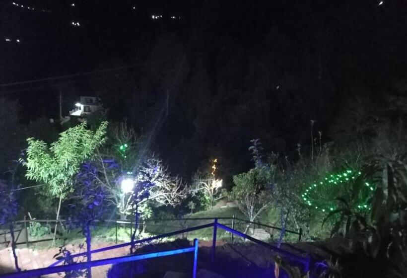 בית מלון כפרי Orchard Hill Retreat