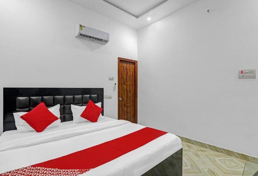 Отель O The Pal S Residency